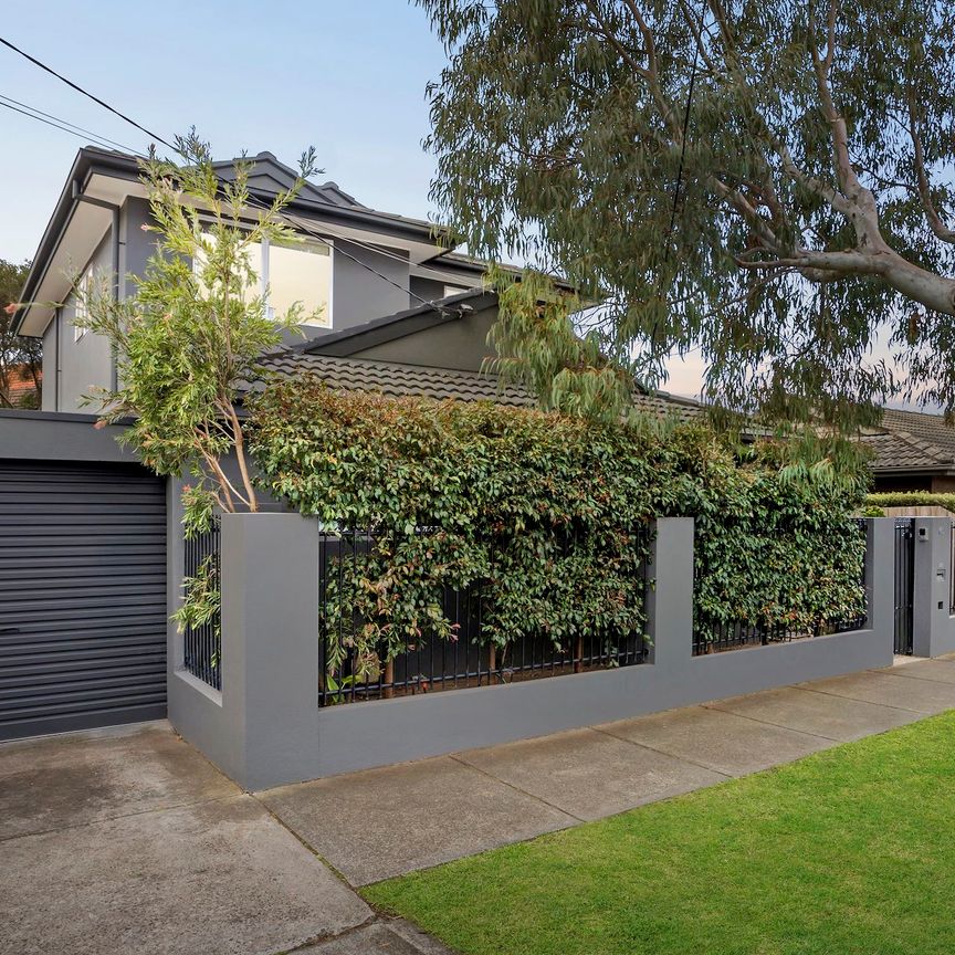 65 Ludstone Street, Hampton. - Photo 1