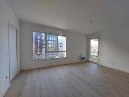 location Appartement T2 DE 45.11m² À ROUEN - Photo 3