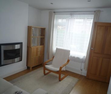 3 bedroom end of terrace house to rent - Photo 5