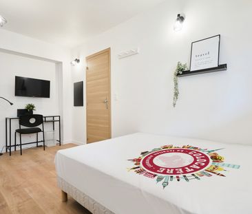 CHEVIGNE VL Roommate 4 Bedrooms at Reims - Photo 3