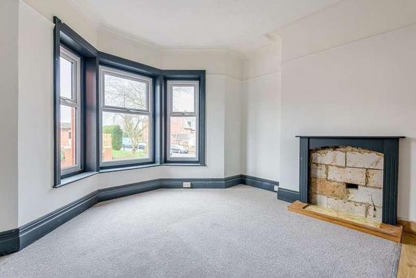 Llandrindod Wells, Powys, LD1 - Photo 1