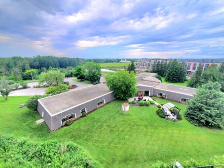 For Lease - 8 Steckley House Lane Unit# 219, Richmond Hill, Ontario - Photo 3