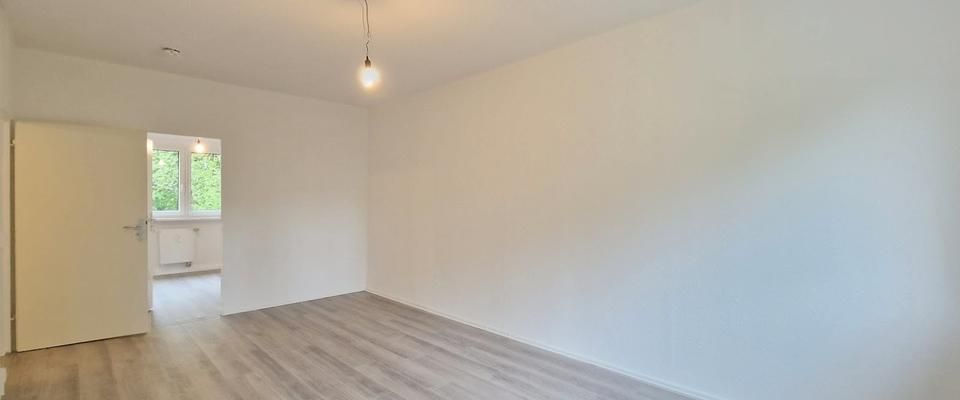 ** 1. NKM geschenkt*! ** Beziehen Sie Ihre neue 3-Zimmer-Wohnung in ländlicher Umgebung! - Photo 1