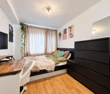 3 bedroom flat to rent - Photo 6