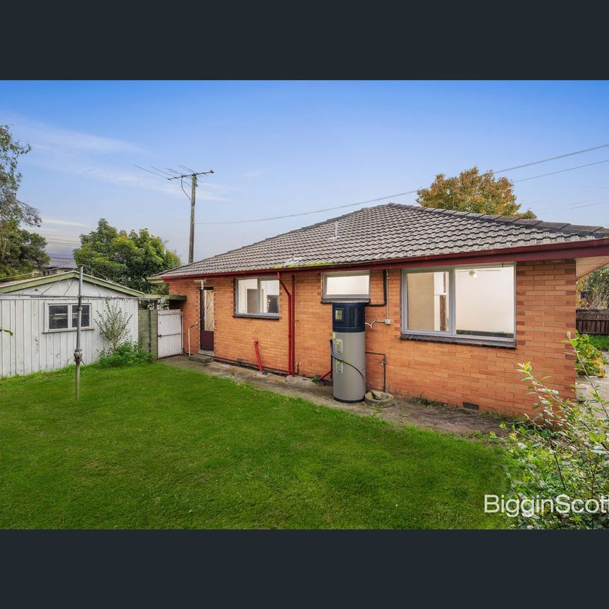 328 Highbury Road, Mount Waverley, Vic 3149 - Photo 1