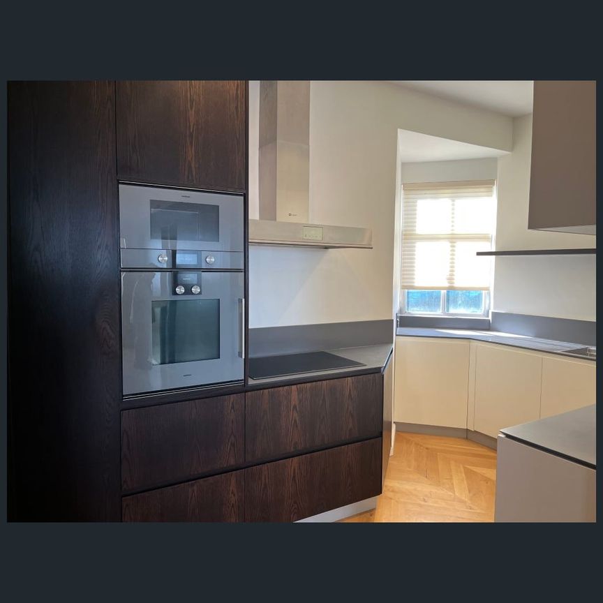 102/2 Sherwood Court, Perth, WA 6000 - Photo 1