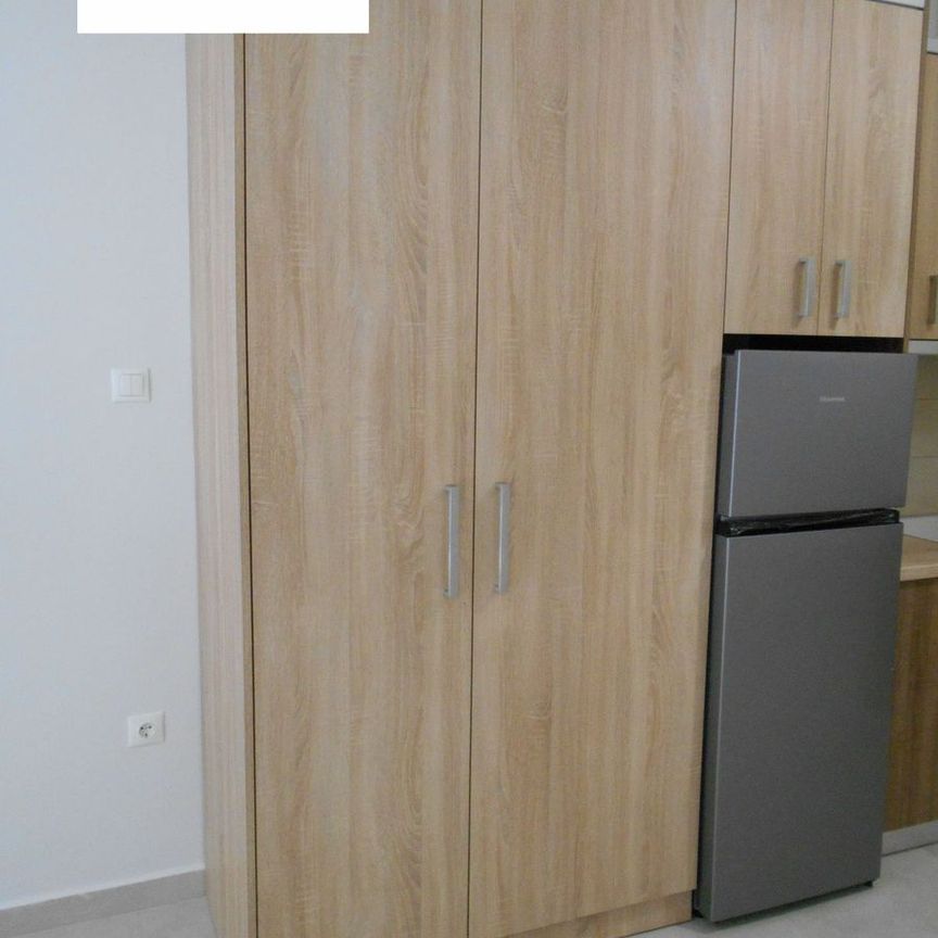 Studio/Γκαρσονιέρα για ενοικίαση Πλατεία Ναυαρίνου (Κέντρο Θεσσαλονίκης) - Φωτογραφία 1
