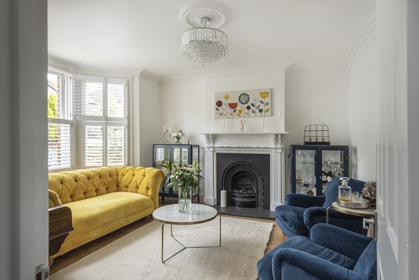 5 bedroom semi-detached house to rent - Photo 1