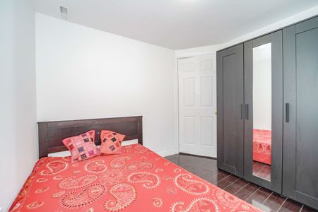 For Lease - 90 Wingarden Court Unit# 176, Toronto, Ontario - Photo 2