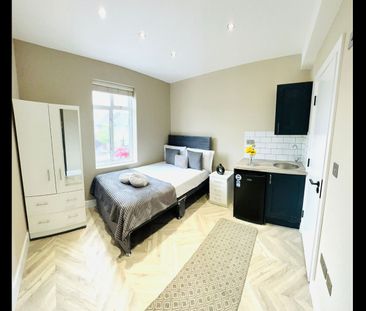 Studio Flat, Rowan Road, SW16 - Photo 2