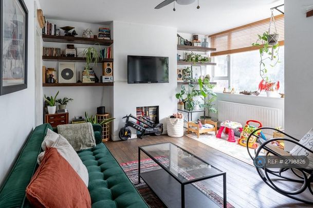 2 bedroom flat to rent - Photo 1