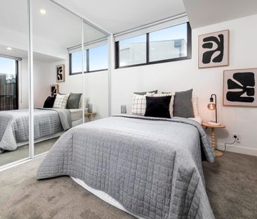 8/146 Beverley Street, Doncaster East VIC 3109 - Townhouse For Rent... - Photo 3