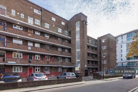 1 bedroom in a flat share to rent - Photo 2