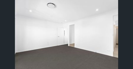 Sophisticated Family Living with Panoramic Brisbane CBD Views - Photo 4