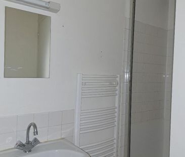 Location Appartement 2 pièces 35m² TOURS 37000 - Photo 2