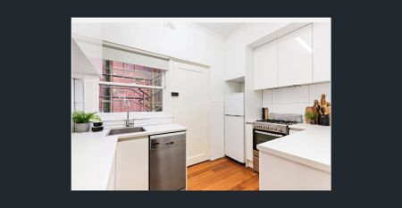 Divine art deco entry in "poets corner" - Photo 2