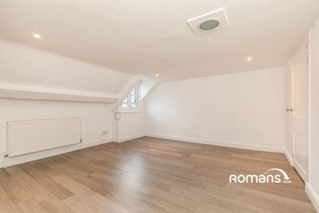 3 bedroom flat to rent - Photo 2