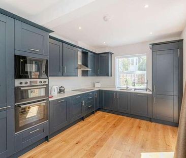 Frome Road, Wood Green, N22 - Photo 2