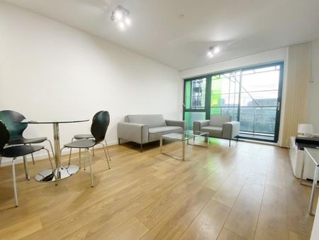 1 bedroom flat to rent - Photo 2