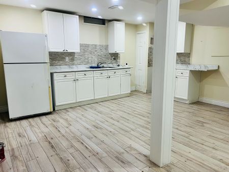 For Lease - 1033 Grandview Street, Oshawa, Ontario - Photo 2