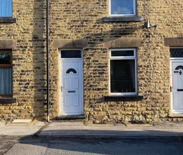2 bed Terraced - To Let - Photo 2