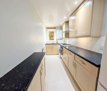 Stratfield Road, Slough, SL1 - Photo 1