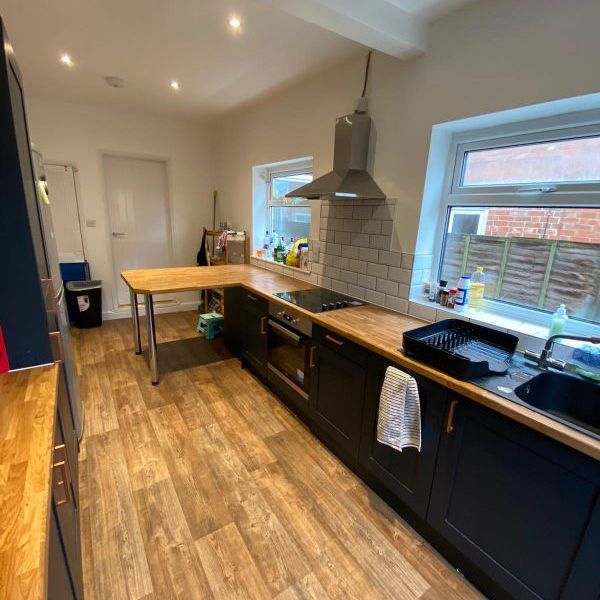 39 Storer Road - Brand New Kitchen DinerLoughborough - Photo 2