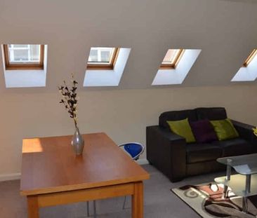 Standard Loft Apartment - Photo 2