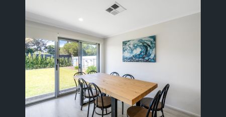 Modern Comfort Meets Easy-Care Living in Morphett Vale - Photo 3