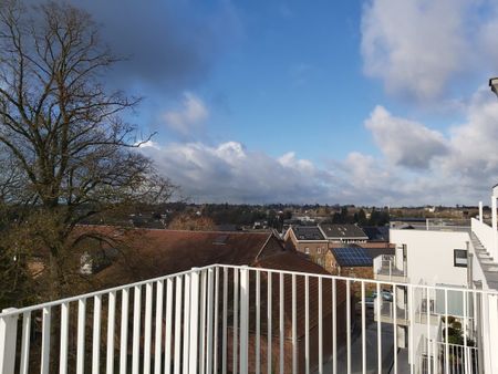 Neue, moderne, lichtdurchflutete Wohnung, 3. Etage, Aufzug, 1SZ, Balkon in S-W Lage, Weitblick - Photo 2