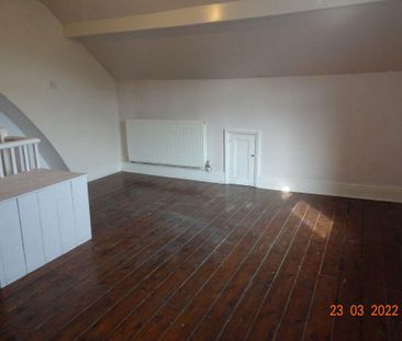 3 bedroom terraced house to rent - Photo 3