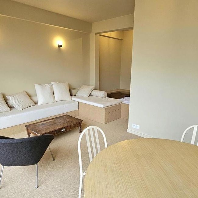 Studio met slaaphoek te huur in Elsene voor € 1.000 met 1 slaapkamer - Foto 1