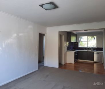 2/81 Flinders Street, Thornbury - Photo 3