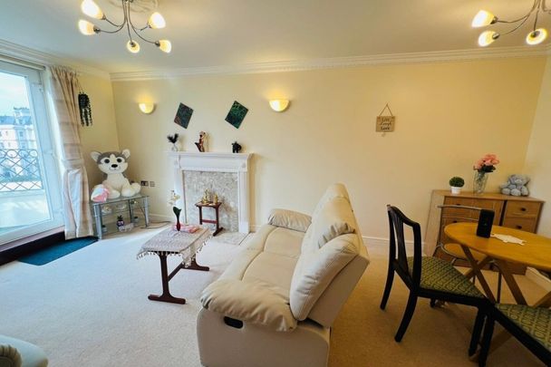 Wilmington Square - Photo 1