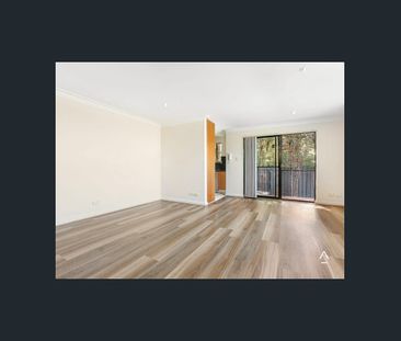 The Perfect Three Bedroom Townhouse - Photo 1