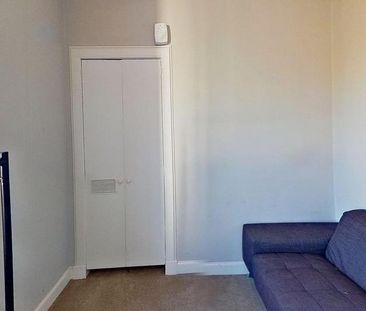 1 bedroom property to rent - Photo 4