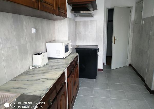 Quarto individual zona Celas rua Nicolau Chanterenne Coimbra