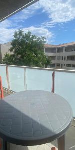 Location Appartement 2 pièces 38m² SETE 34200 - Photo 3