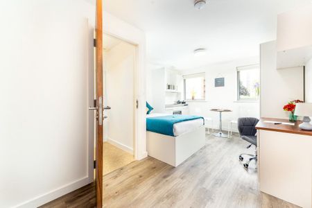 Studio to rent - Photo 5