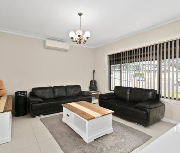 102 Addison Avenue, Lake Illawarra. - Photo 4