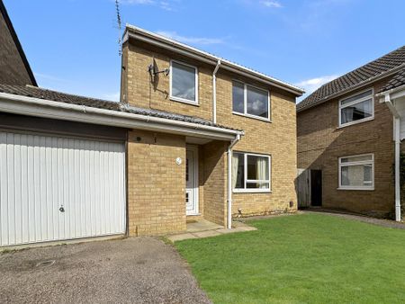 3 bedroom detached house to rent - Photo 3