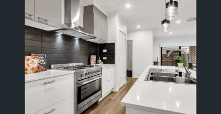 Modern Home, Endless Park Views, and Enough Space to Lose the Kids - Photo 2