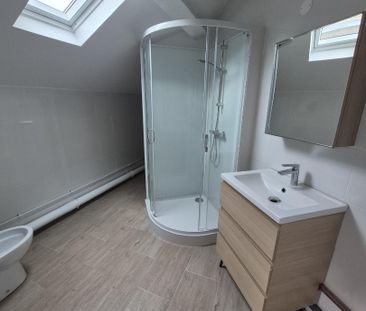 Location Appartement 2 pièces 59m² CAMBRAI 59400 - Photo 2