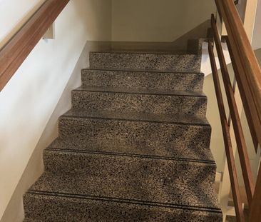 ERSTBEZUG NACH SANIERUNG - 2-Zimmerwohnung - schöner Ausblick - Log... - Foto 1