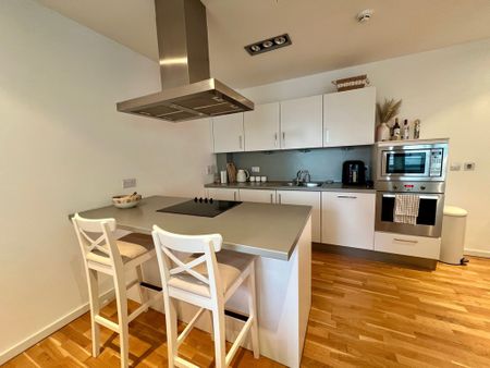 2 bedroom Apartment to let - Photo 5