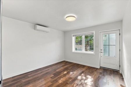 For Lease - 99 Regent Road Unit# Unit 3, Toronto, Ontario - Photo 4