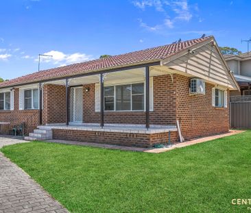 Prime Location! Renovated Family Home! - Photo 4