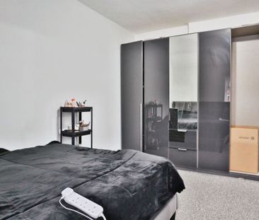 Stanmore Grove - Photo 3