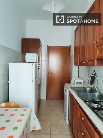 milan, Lombardy 20122 - Photo 3