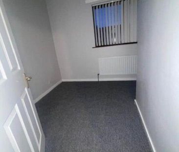 26 Glenavon Crescent, Lurgan, Craigavon, BT66 8JR - Photo 4